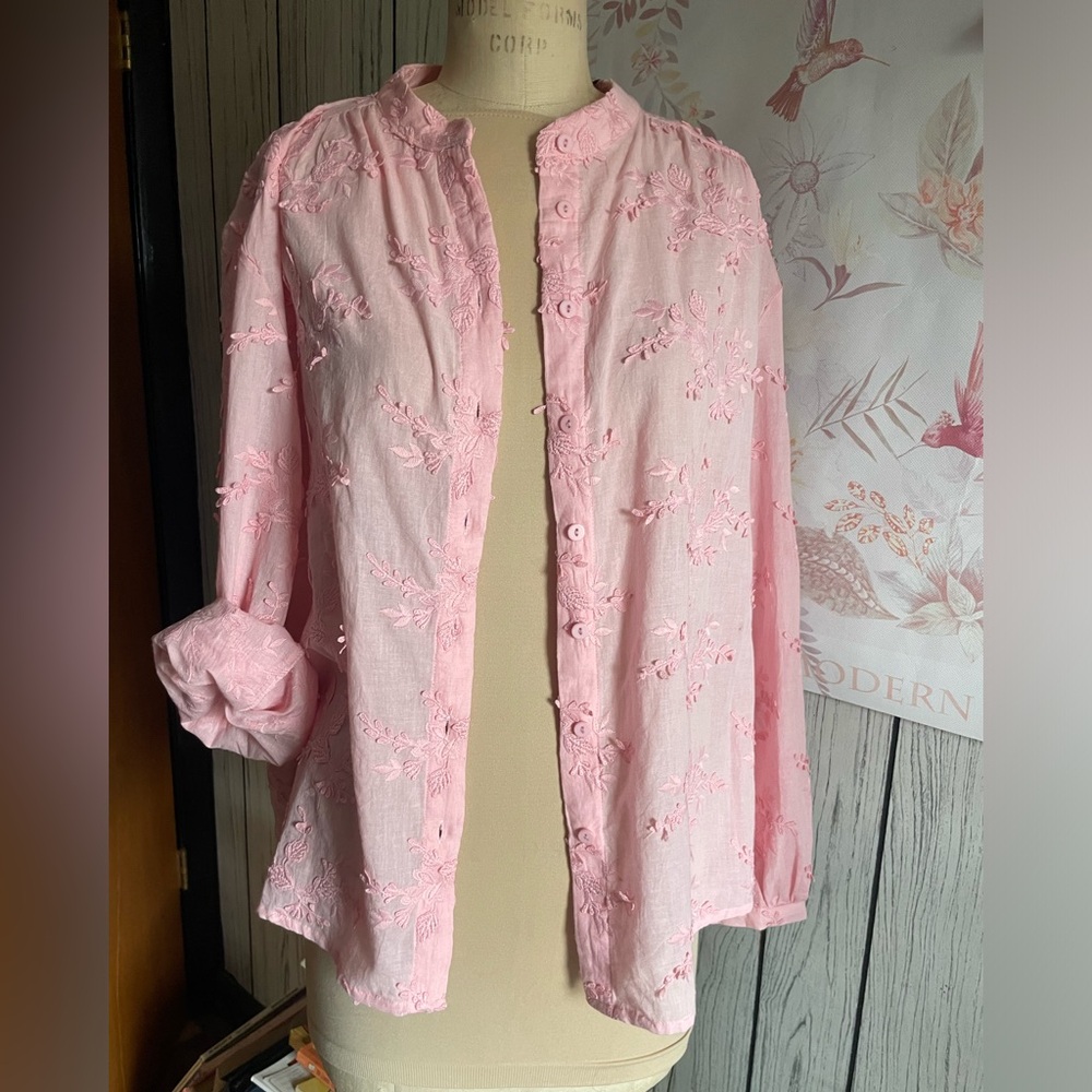 Pink Martini NWT pink cotton shirt in small